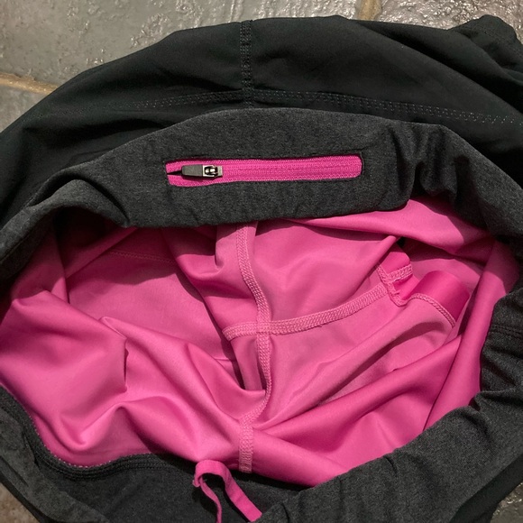 MPG Two Layer Running Shorts Women’s Size M - Picture 6 of 10